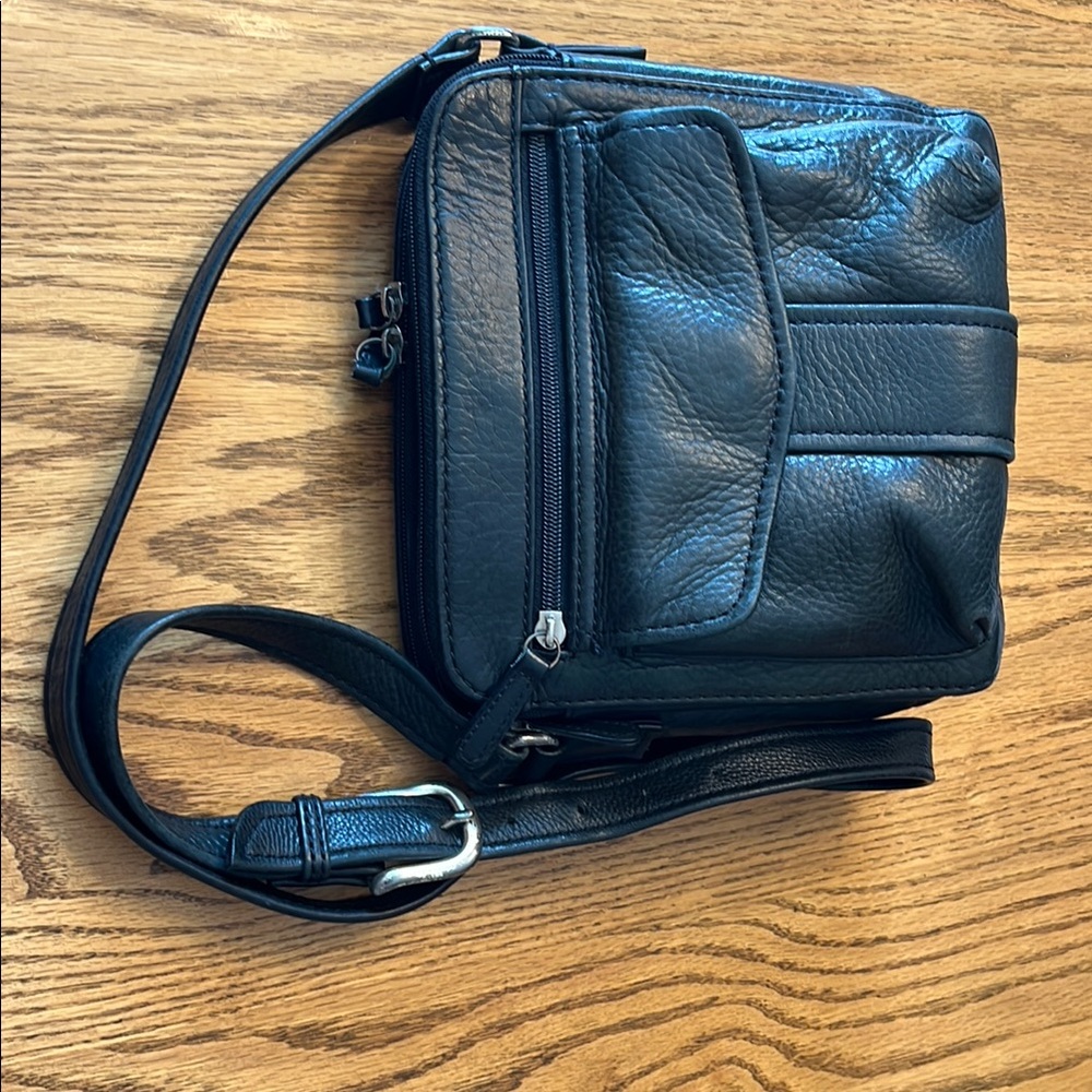 Fossil Black Messenger Bag with Adjustable Strap